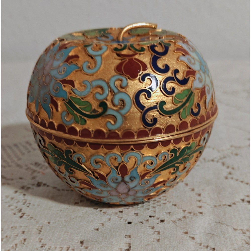 VTG Chinese Enamel CLOISONNE Apple Trinket Box Gold Gilded (3.5"